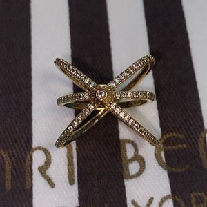 Henri Bendel Gold Ring Size 7
